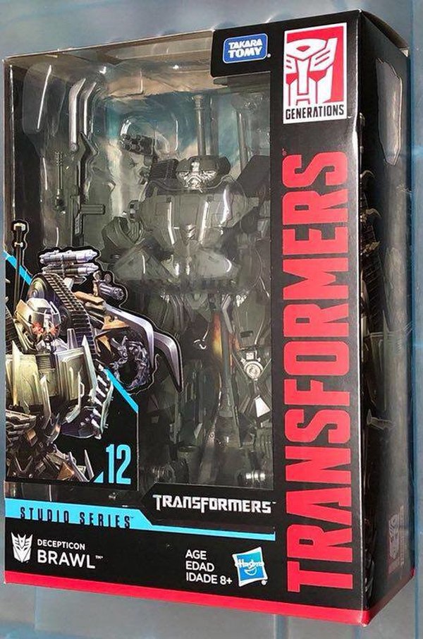 Transformers Studio Series Brawl And Megatron Voyager Wave 2 Out Of Package Photos  (6 of 9)